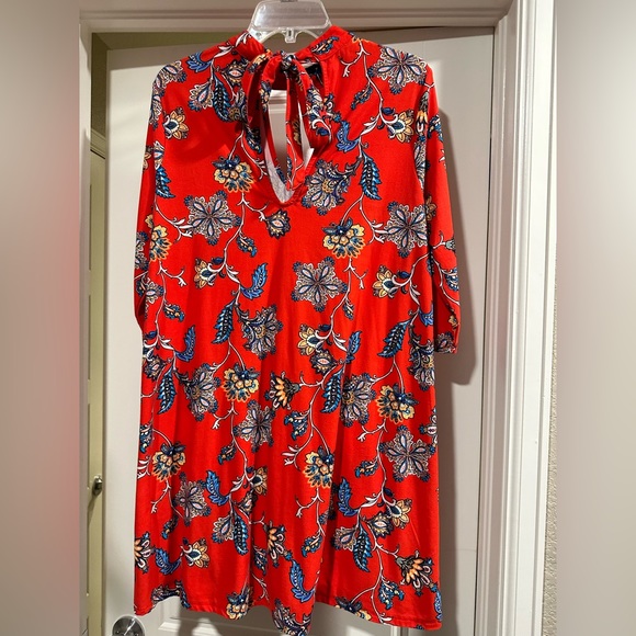 Red Paisley Print Mock Neck Swing Dress - XL - Picture 5 of 7